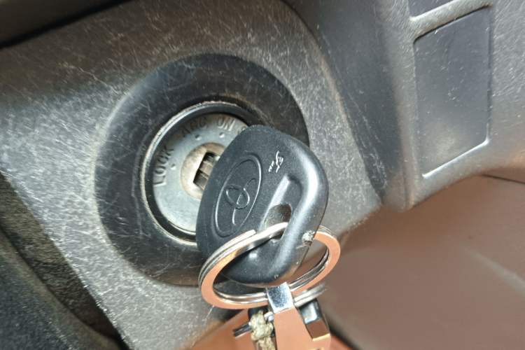 Used Jinbei Grace 2016 2.0L Express Utility Model Vehicle Key