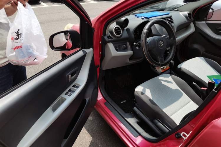 Used Suzuki Alto 2013 1.0L Automatic Luxury Model Driver Seat