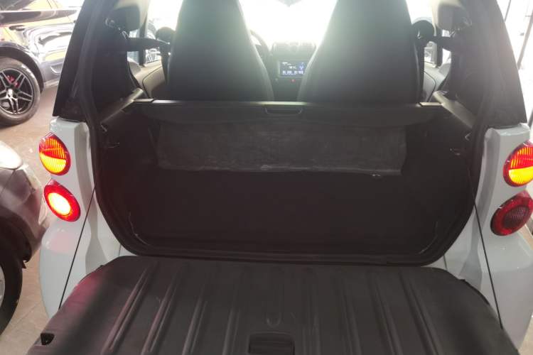 Used smart fortwo 2014 1.0 MHD Midnight Purple Limited Edition
