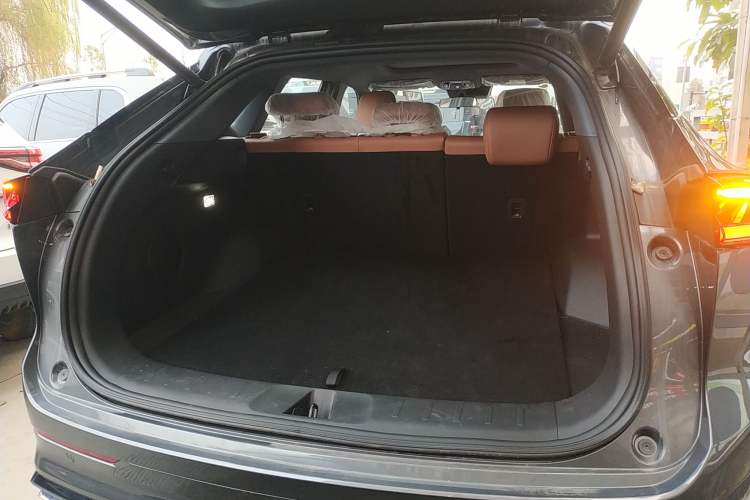 Used Changan UNI-Z New Energy 2025 Model, Smart New Blue Whale 125km Battleship+ Version
