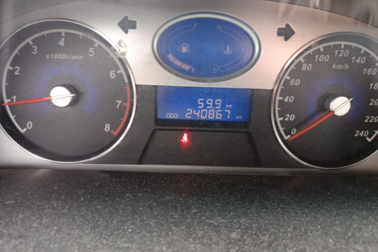 Used Geely Auto Classic Emgrand  Odometer Close Up