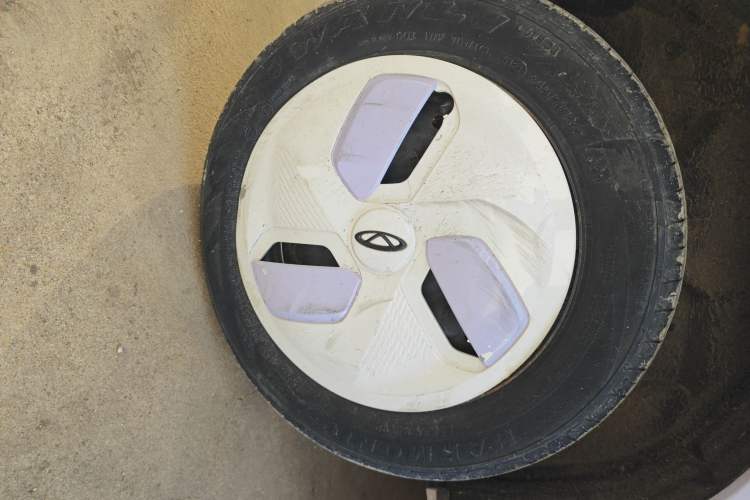 Used Chery QQ Ice Cream 2022 170km Sundae Phosphate Lithium-Ion
