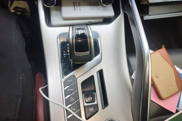 Used Geely Auto Coolray 2019 Sport Model 260T DCT Patrol China V Standard