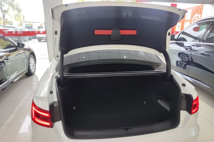 Used Audi A4L 2019 40 TFSI Ambition China VI