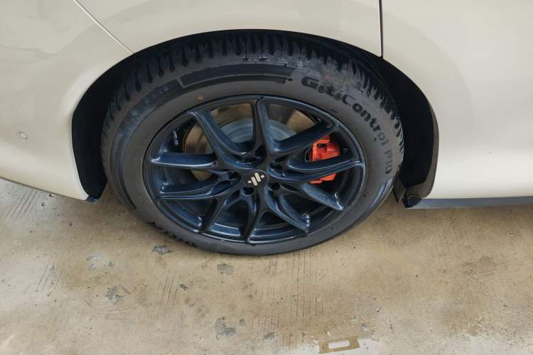 Used IM LS6 2026 Model Pure Electric Max+ Right Rear Wheel Hub