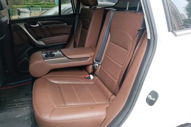 Used Haval H9 2017 2.0T Gasoline 4x4 Premium 5-Seater
