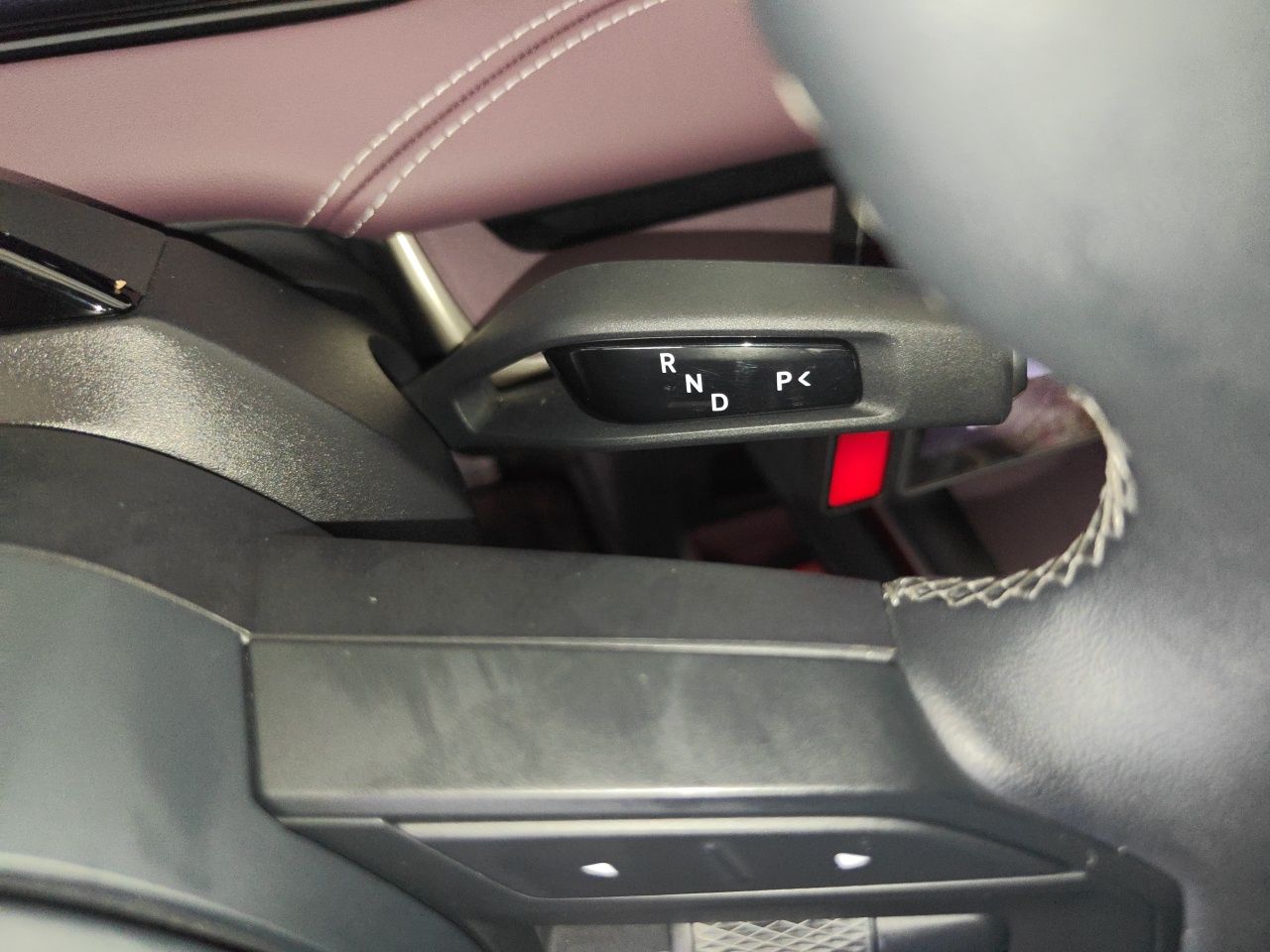Xiaomi Auto SU7 2024 Four-Wheel Drive Ultra-Long Range Advanced Intelligent Driving Max Edition — снимка 14
