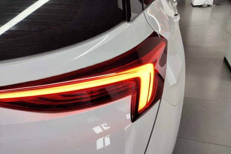 Used Buick Velite 6 2023 430km Range Commuter Version
