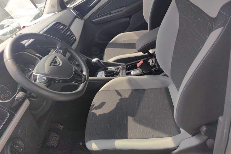 Used Jetta VS7 2023 280TSI Automatic Trend Edition
