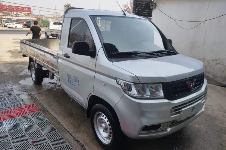 Used Wuling Rongguang New Truck 2023 1.5L Single-Row Base Version LAR Exterior 1
