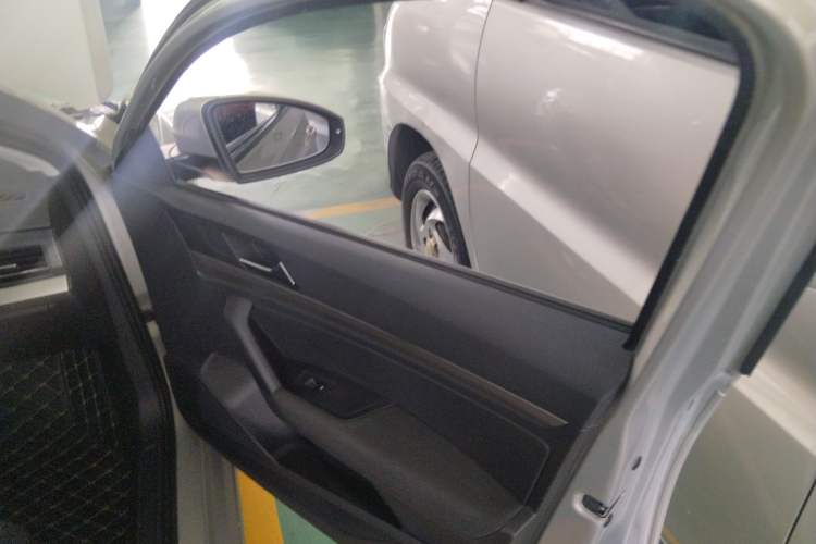 Used Volkswagen Lavida 2021 1.5L Automatic Fashion Edition