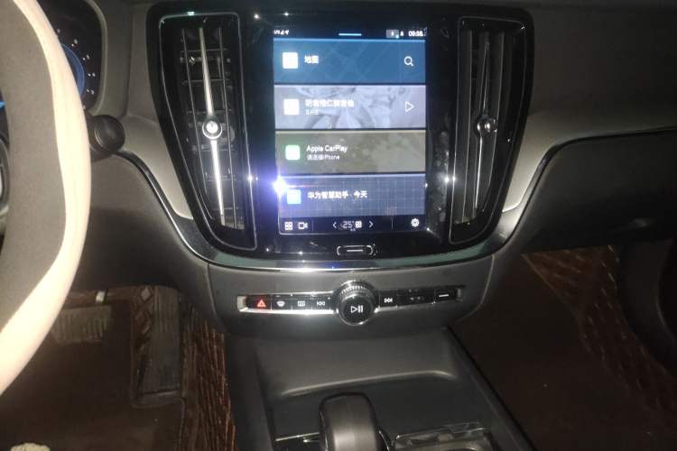 Used Volvo S60 2024 B4 Zhiyi Luxury Edition