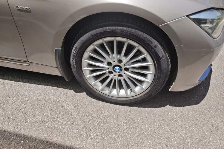 Used BMW 3 Series 2016 320Li Luxury Design Package Right Front Wheel Hub