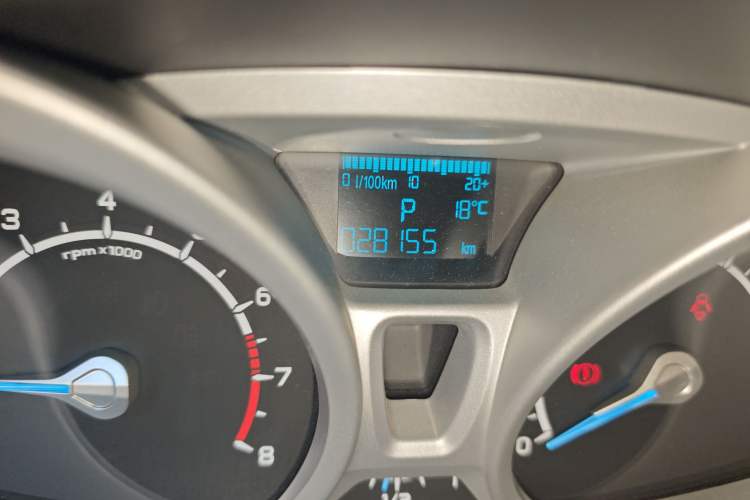 Used Ford EcoSport 2013 1.5L Automatic Prestige Model
