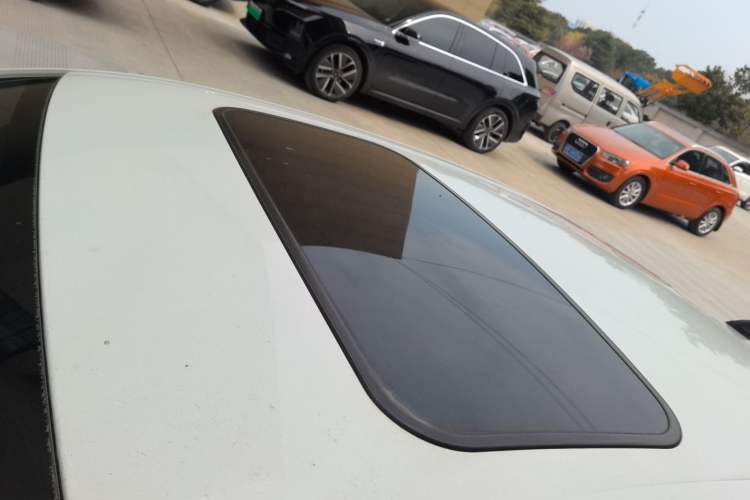 Used Ford Escort 2015 1.5L Automatic Fashion Model