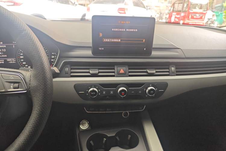 Used Audi A4L 2017 Plus 40 TFSI Ambition Model Audio And AC Panel