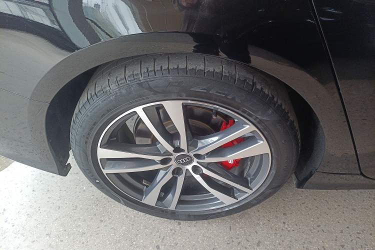 Used Audi A6L 2023 40 TFSI Luxury Dynamic Model
