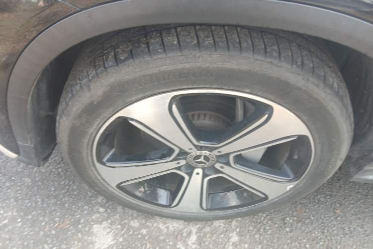 Used Mercedes-Benz GLC 2019 Refreshed GLC 300 L 4MATIC Dynamic Edition