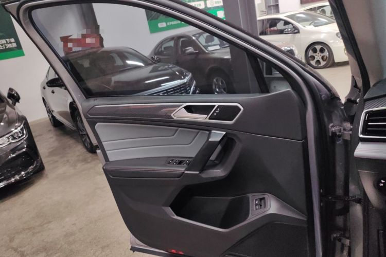 Used Volkswagen Tiguan L New Energy 2022 430 PHEV Plug-in Hybrid Flagship Edition Left Front Door Interior