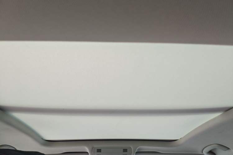 Used Volkswagen Tayron X 2020 330TSI Two-Wheel Drive Luxury Smart Connectivity Version
