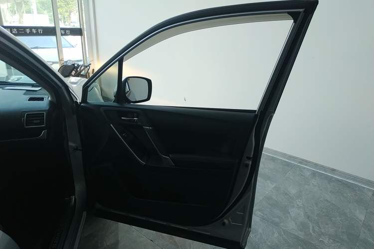 Used Subaru Forester 2016 2.0i Fashion Navigation Edition