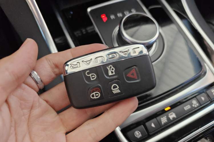 Used Jaguar XEL 2019 2.0T 200 PS Luxury Edition
