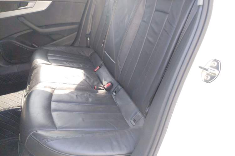 Used Audi A4L 2018 30th Anniversary Edition 40 TFSI Fashion Model