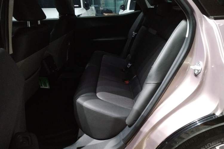 Used Toyota bZ3 2023 616 km Long-Range Premium
