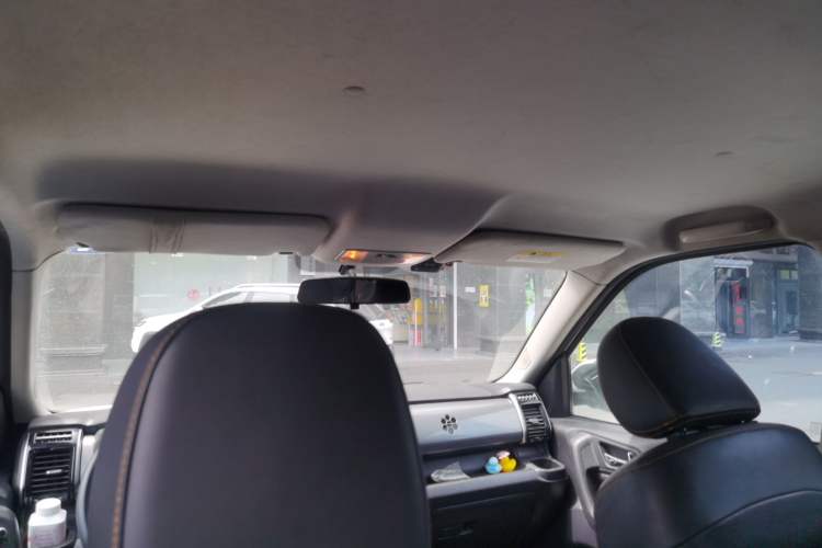 Used CHANGAN OSHAN X70A 2018 1.5L Manual Elite Version