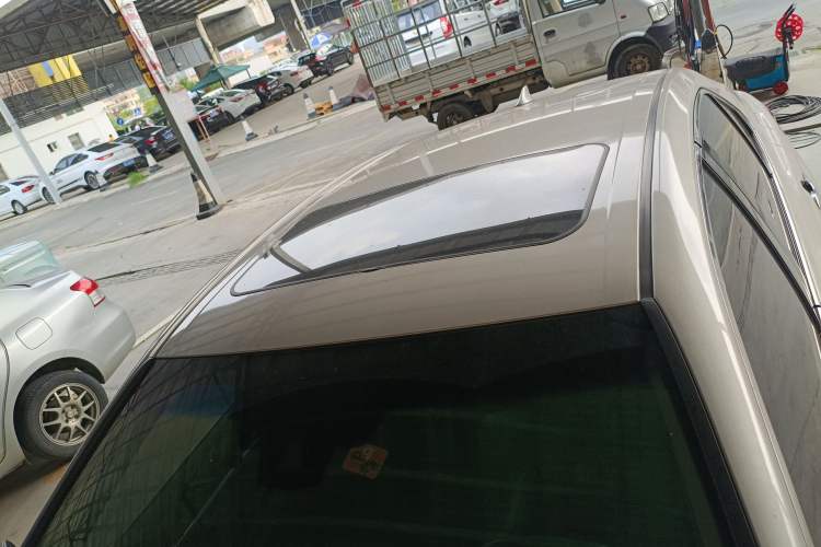 Used Toyota Camry 2021 2.0G Luxury Edition
