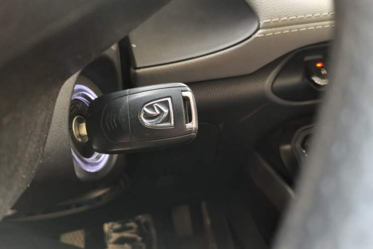 Used Baojun 510 2017 1.5L Manual Fashion Model
