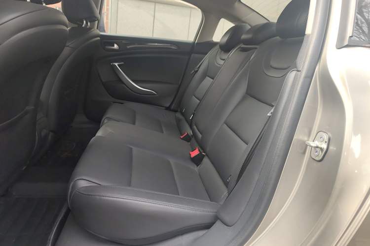 Used Citroen C5 2013 2.3L Automatic Zunyu Model