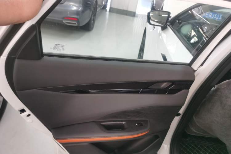 Used Changan UNI-V iDD 2023 Zhidian iDD 1.5T 113km Smart & Fun Version (Rapid Edition)