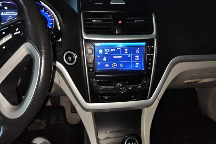 Used Geely Auto Emgrand 2016 Sedan 1.5L Manual Luxury Model