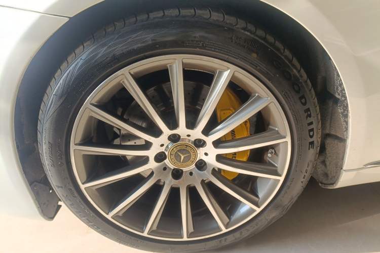 Used Mercedes-Benz S-Class 2014 S 320 L Business Model