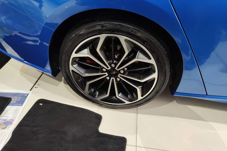 Used Ford Focus 2021 Sedan EcoBoost 180 Automatic ST Line