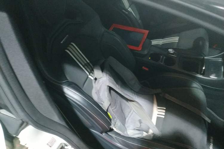 Used Mercedes-Benz CLA 2017 CLA 220 4MATIC Polar Limited Edition Right Front Seat