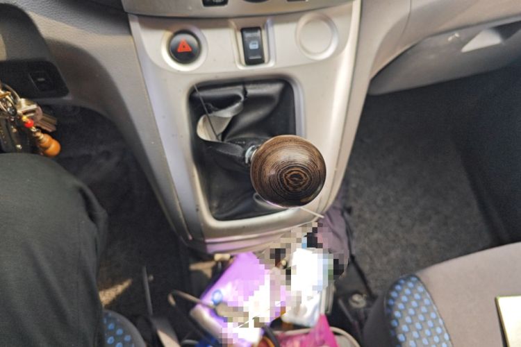 Used Nissan NV200 2011 1.6L 232 Seats Zunya Trim
