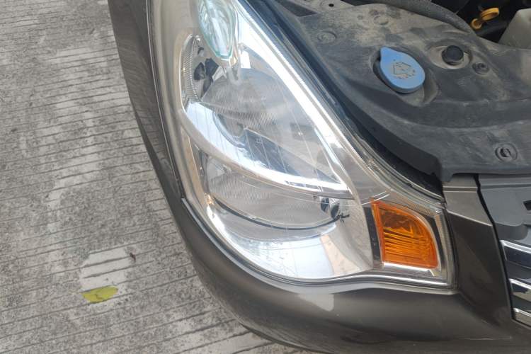 Used Nissan Sylphy 2018 Classic 1.6XE CVT Comfort Edition Right Front Headlight