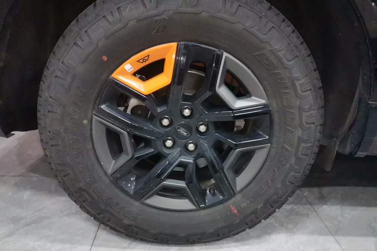 Used Ford Explorer 2024 2.3T EcoBoost Kunlun Peak Edition 7-Seater
