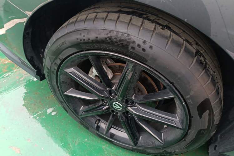 Used Changan UNI-V 2022 1.5T Prestige Version