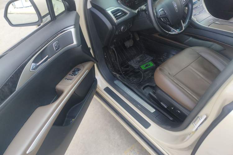 Used Lincoln MKZ 2014 2.0T Prestige Edition Driver Seat