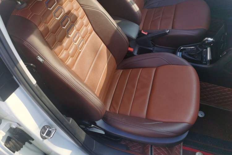 Used Volkswagen C-TREK 2018 230TSI DSG Comfort Model
