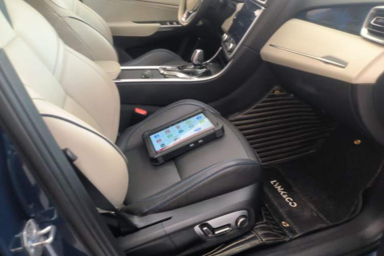 Used Lynk & Co 01 2017 2.0T Two-Wheel Drive Zhaopu Version
