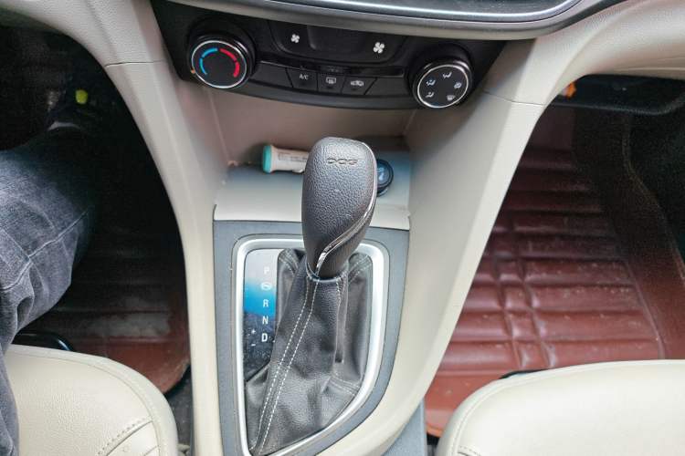 Used Buick Excelle GX 2018 15T Dual-Clutch Elite Model
