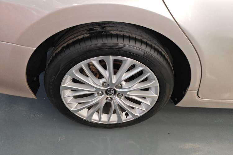 Used Toyota Camry 2018 2.5G Luxury Edition Right Rear Wheel Hub