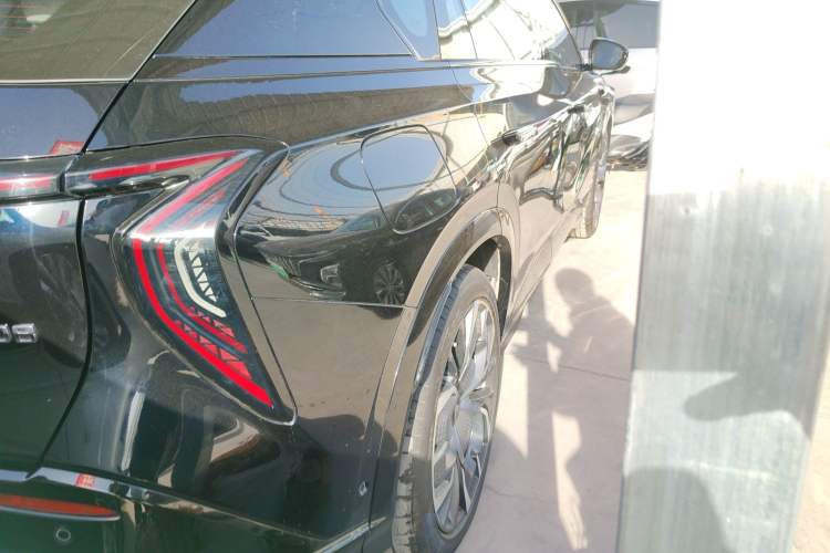 Used Hongqi Tiangong 08 2025 680 All-Wheel Drive Smart Selection Edition Exterior 3