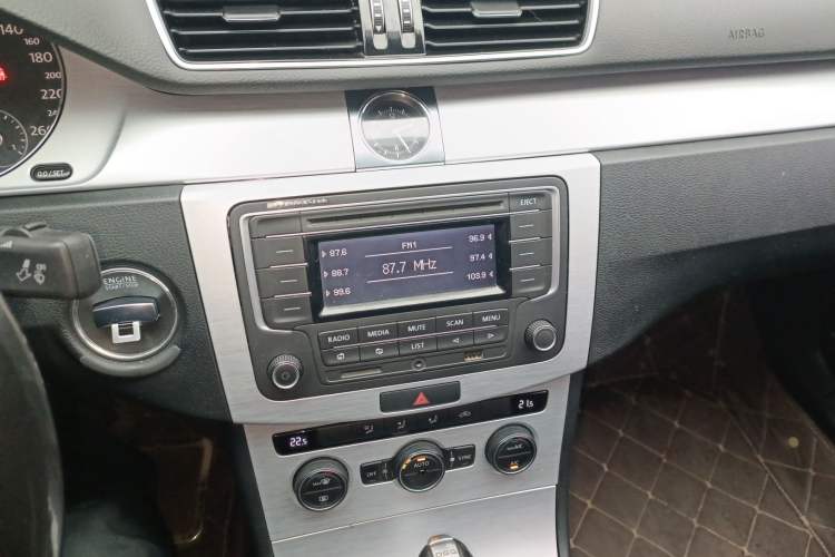 Used Volkswagen Magotan 2015 1.8TSI Advanced Model