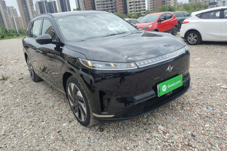 Used Dongfeng eπ eπ008 2024 210Max Range-Extended Version 6 Seats
