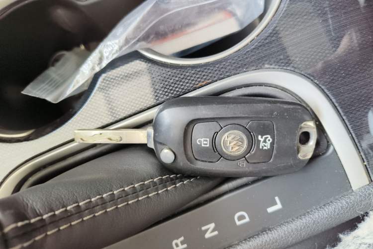 Used Buick Verano 2020 20T CVT Leading Edition Interior 1